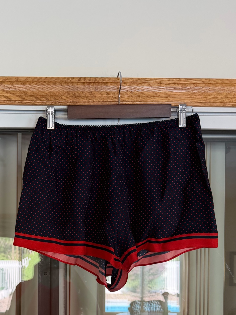 Doen Navy Shorts with Red Trim